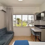 Estudio Em Frente Ao Shopping E Rodoviaria Em Balneario Camboriu P891